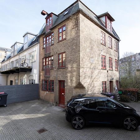 Aday - Apartment Suite 1 Aalborg Center Екстериор снимка